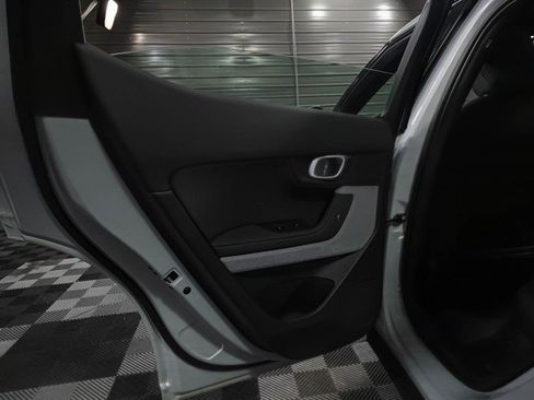 Used 2022 Polestar Polestar 2 w/ Performance Package image 32