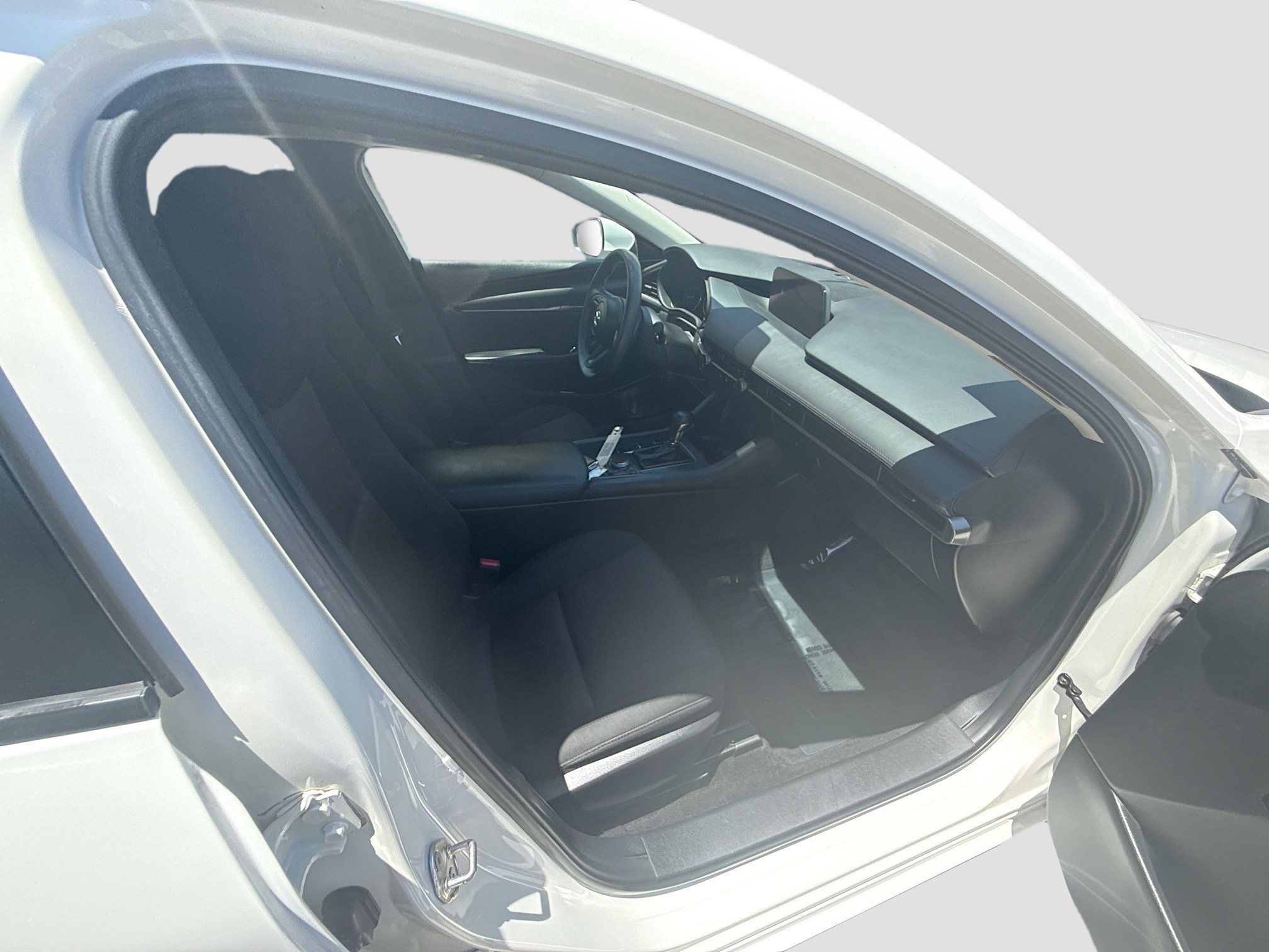 Used 2020 MAZDA MAZDA3 Sedan FWD image 30