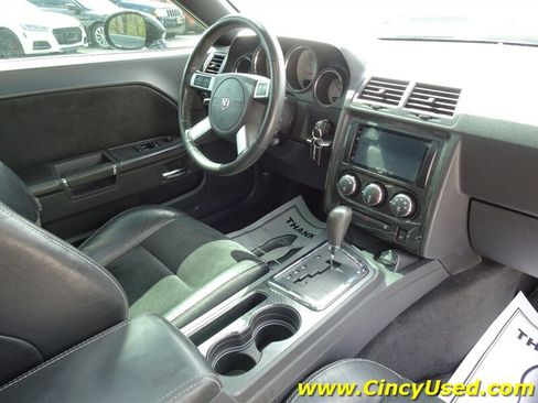 Used 2009 Dodge Challenger SRT8 w/ SRT Option Group II RWD image 16