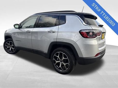 New 2026 Jeep Compass Limited image 5