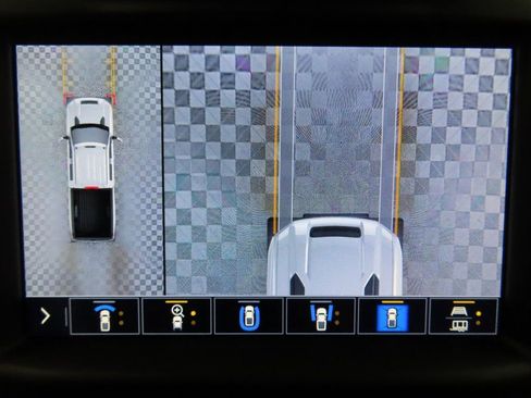 Used 2023 Chevrolet Silverado 3500 LTZ w/ LTZ Convenience Package image 18