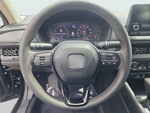 Certified 2025 Honda Accord LX image 23