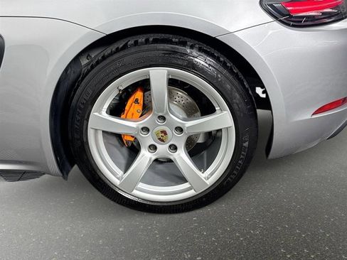 Used 2018 Porsche 718 Cayman image 23