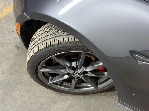 Used 2017 MAZDA MX-5 Miata RF Grand Touring image 37