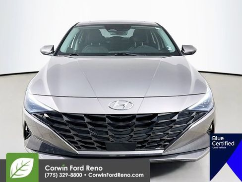 Used 2023 Hyundai Elantra Limited image 2