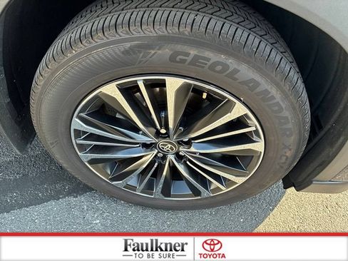 Certified 2026 Toyota Grand Highlander AWD Hybrid image 21