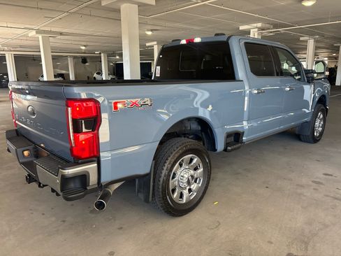 Used 2023 Ford F250 Lariat w/ Lariat Ultimate Package image 3