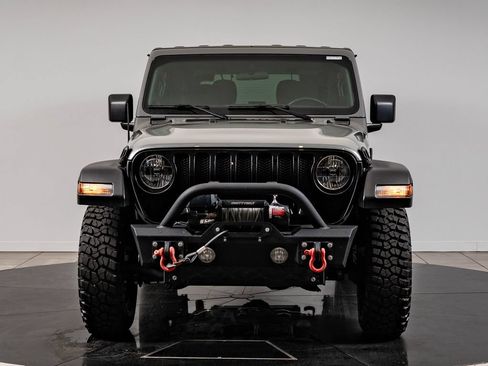 Used 2022 Jeep Wrangler Sport AWD/4WD image 2