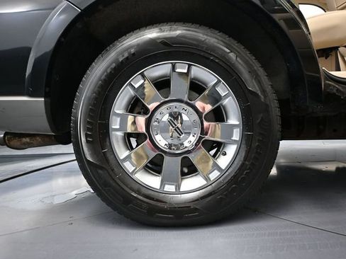 Used 2003 Lincoln Navigator Luxury image 14