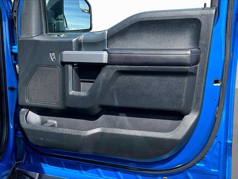 Used 2019 Ford F150 XLT w/ Equipment Group 302A Luxury AWD/4WD image 18