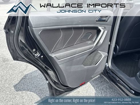 Used 2024 Volkswagen Tiguan SEL R-Line AWD/4WD image 35