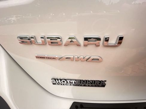 Used 2025 Subaru Outback Touring AWD/4WD image 33