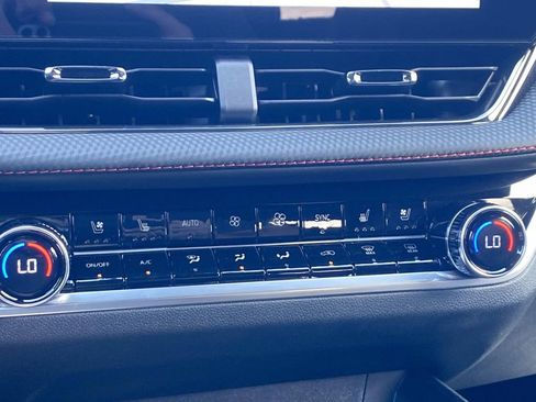 New 2026 Chevrolet Equinox RS w/ Convenience Package III image 22