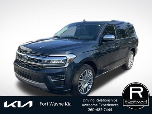 Used 2024 Ford Expedition Platinum AWD/4WD image 1