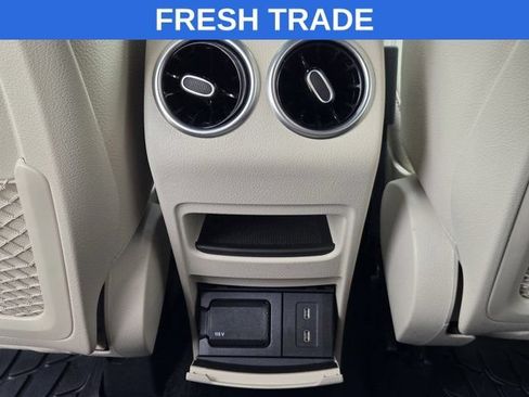 Used 2024 Mercedes-Benz GLB 250 image 30