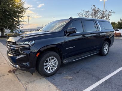 Used 2021 Chevrolet Suburban LT w/ Luxury Package