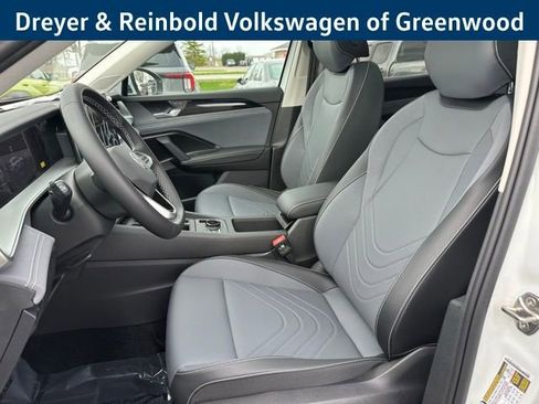 New 2026 Volkswagen Tiguan SE AWD/4WD image 26