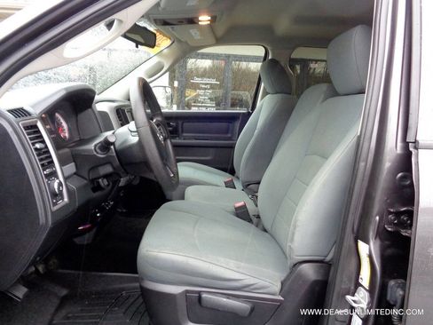 Used 2016 RAM 1500 Express image 10