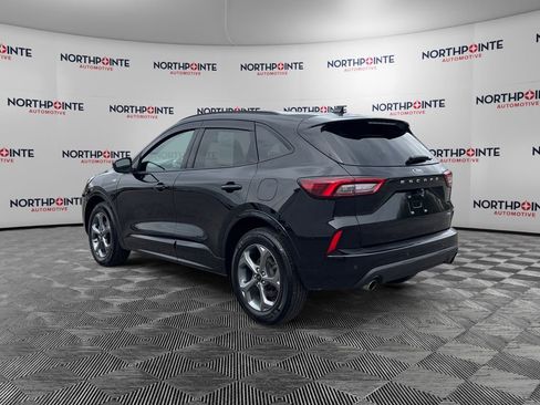 Used 2023 Ford Escape ST-Line w/ Tech Pack #1 AWD/4WD image 4