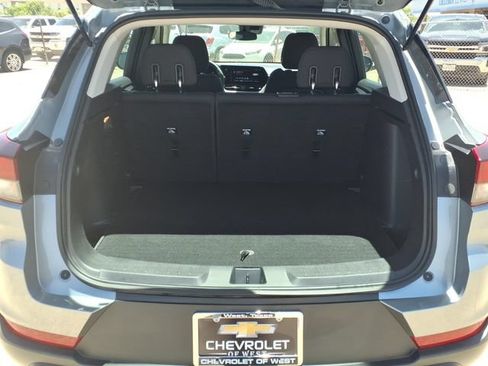 Used 2025 Chevrolet TrailBlazer LS AWD/4WD image 7