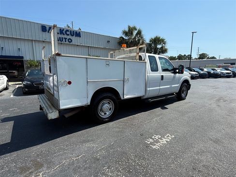 Used 2012 Ford F250 XL w/ PWR Equipment Group RWD image 3