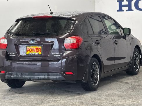 Used 2013 Subaru Impreza 2.0i image 3