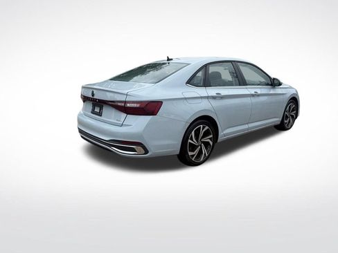 Used 2025 Volkswagen Jetta SEL FWD image 5