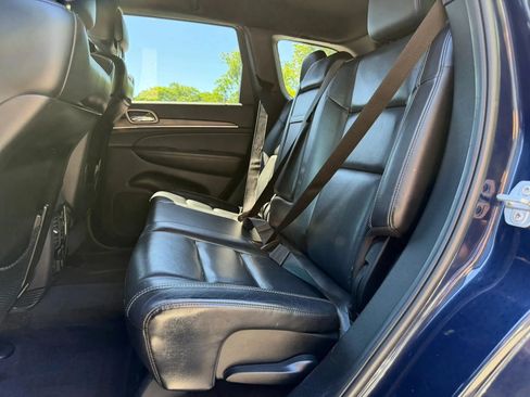Used 2017 Jeep Grand Cherokee Limited AWD/4WD image 13