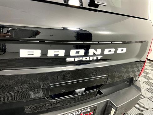 Used 2021 Ford Bronco Sport Outer Banks AWD/4WD image 24