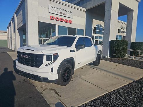 Used 2022 GMC Sierra 1500 Elevation image 4