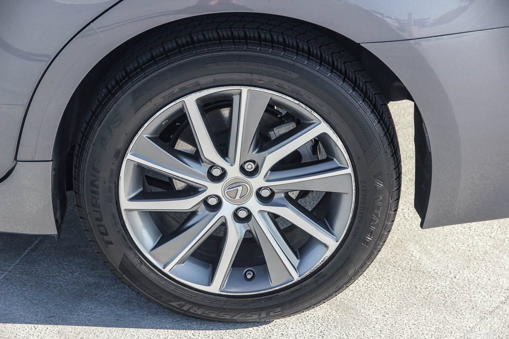Used 2017 Lexus ES 300h w/ Luxury Package FWD image 11