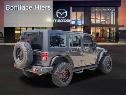 Used 2017 Jeep Wrangler Unlimited Sport AWD/4WD image 4