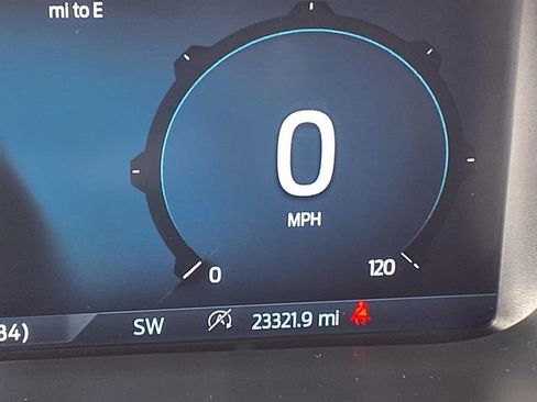 Certified 2025 Ford F150 XLT w/ Equipment Group 301A Standard image 18