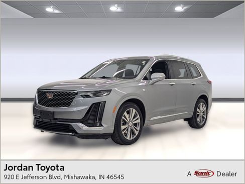 Used 2024 Cadillac XT6 Premium Luxury image 1