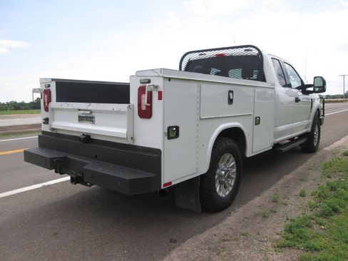 Used 2020 Ford F250 XLT w/ XLT Value Package AWD/4WD image 7