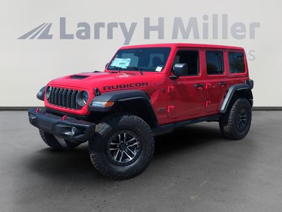 New 2026 Jeep Wrangler Unlimited Rubicon w/ Xtreme 35 Tire Package