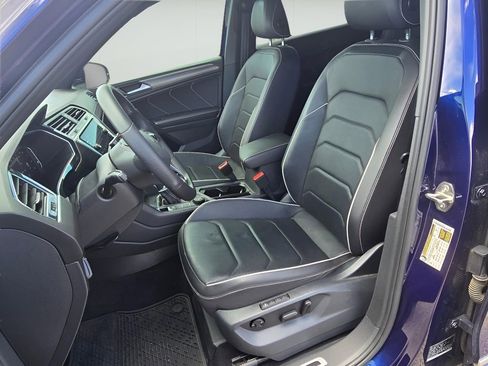 Used 2022 Volkswagen Tiguan SEL R-Line AWD/4WD image 27