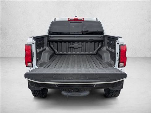 Used 2025 Chevrolet Colorado ZR2 w/ Technology Package image 6
