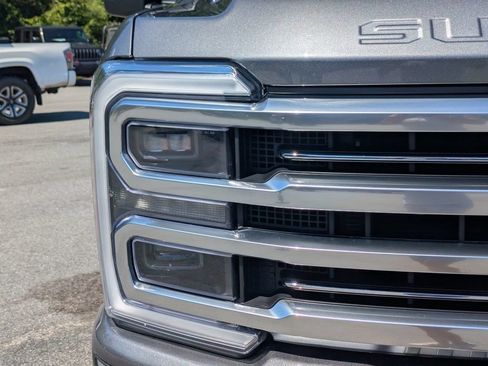 Used 2026 Ford F250 Platinum w/ Platinum Plus Package AWD/4WD image 10