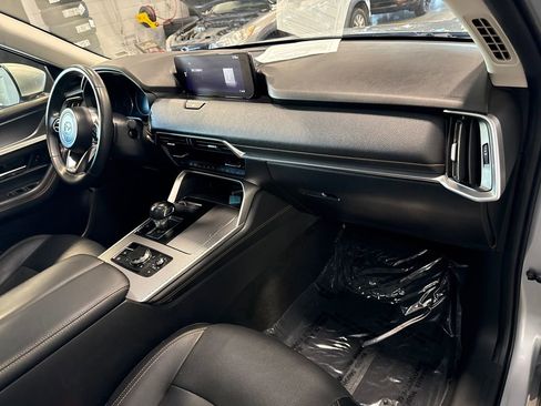 Used 2024 MAZDA CX-90 3.3 Turbo w/ Premium Package AWD/4WD image 19