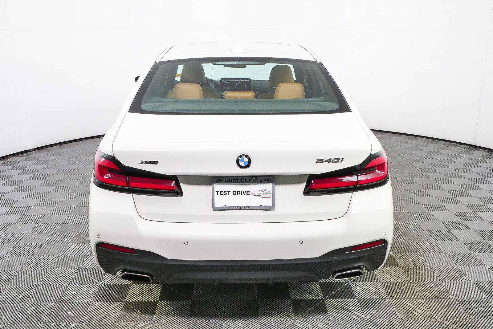 Used 2021 BMW 540i xDrive AWD/4WD image 24