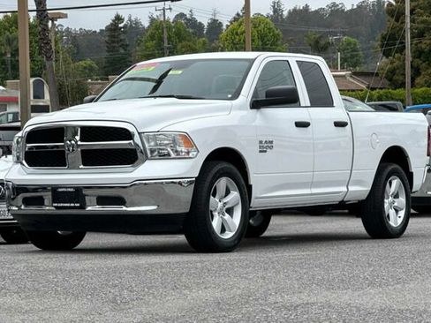 Used 2024 RAM 1500 Classic SLT AWD/4WD image 8