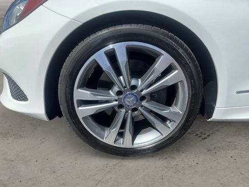 Used 2014 Mercedes-Benz E 350 4MATIC Coupe image 9