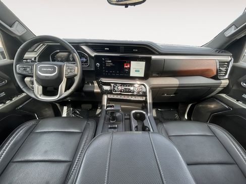 Used 2024 GMC Sierra 1500 Denali w/ Denali Reserve Package image 13