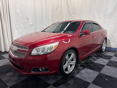 Used 2013 Chevrolet Malibu LTZ FWD image 2