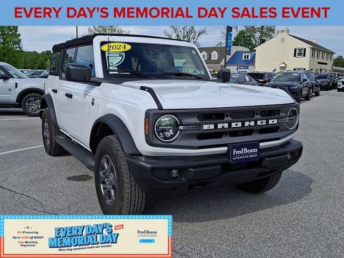 Used 2024 Ford Bronco Big Bend AWD/4WD image 2