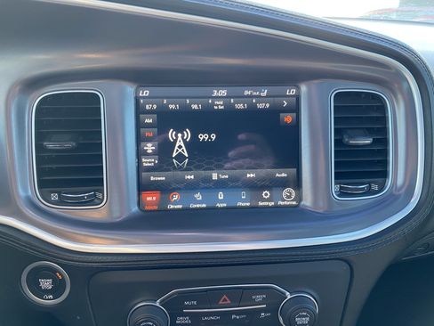 Used 2019 Dodge Charger Scat Pack w/ Dynamics Package RWD image 31