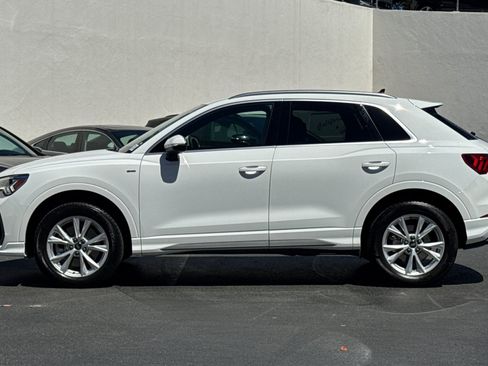 Used 2024 Audi Q3 2.0T Premium AWD/4WD image 2