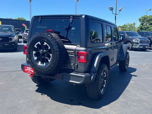 Used 2026 Jeep Wrangler Unlimited Rubicon AWD/4WD image 5