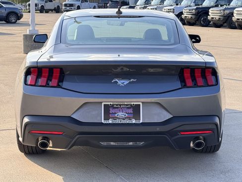 New 2026 Ford Mustang Coupe image 5